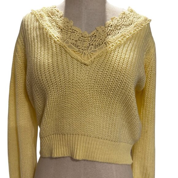 Derek Heart Cropped Yellow Knit Sweater with Lace Detail – Size Medium - Picture 2 of 4